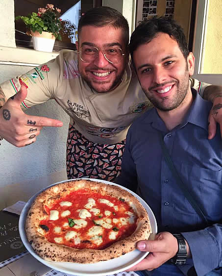 Due amici uniti dall'amore per l'autentica pizza napoletana